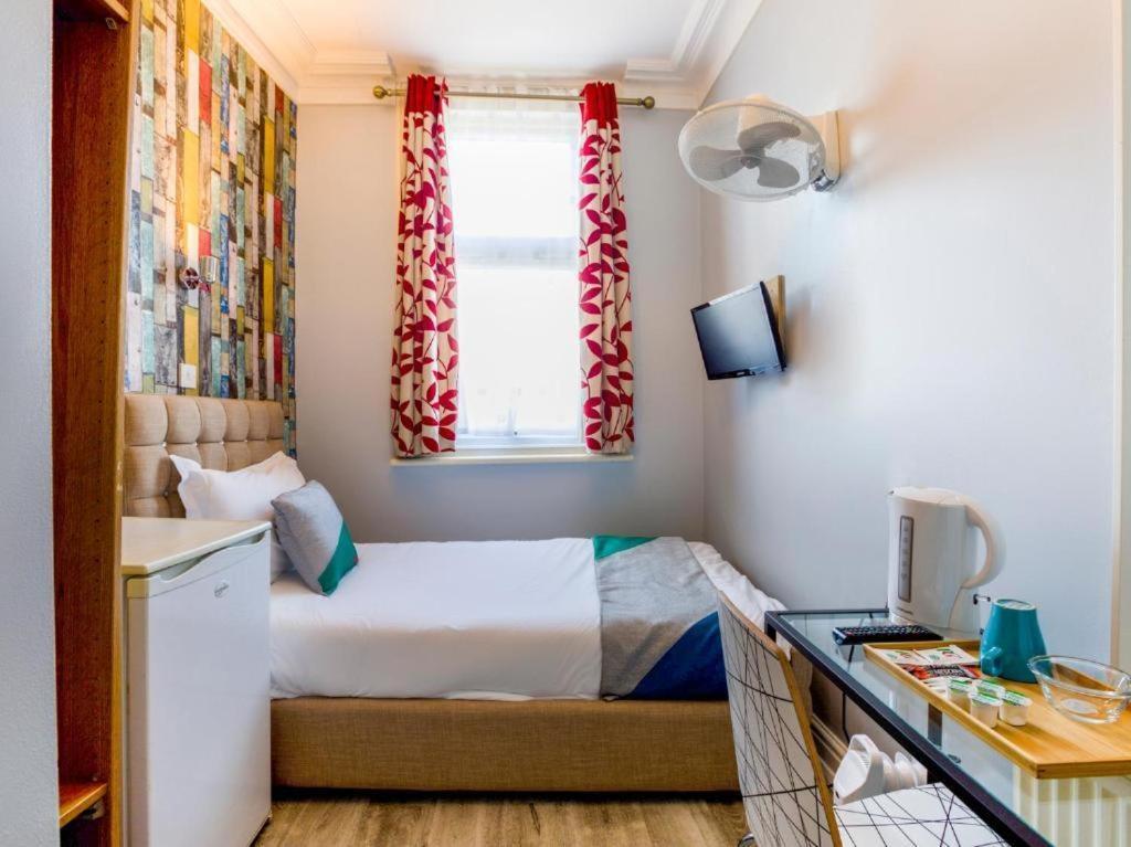 Orlando Hotel Λονδίνο Δωμάτιο φωτογραφία